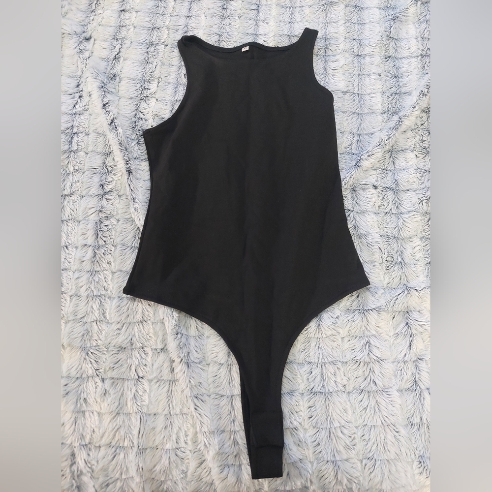 High neck sleeveless‎ thong bodysuit XS